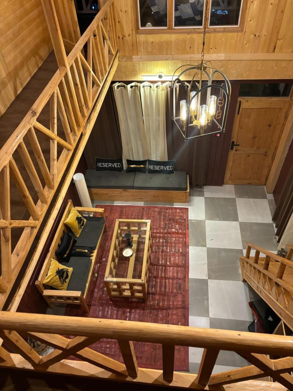 Soho House Apartman Jibhi Kültér fotó