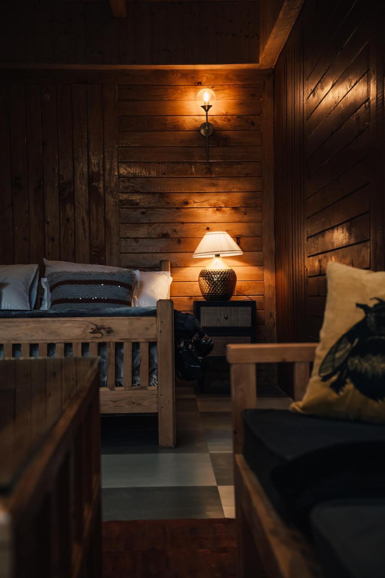Soho House Apartman Jibhi Kültér fotó